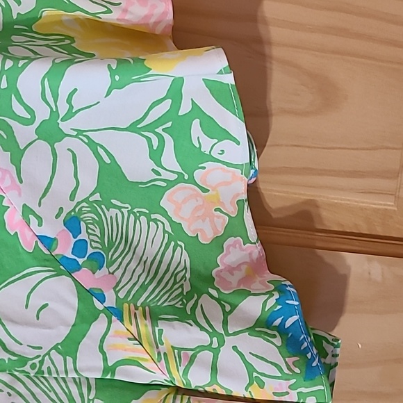 Lilly Pulitzer rayon shorts - Picture 6 of 6